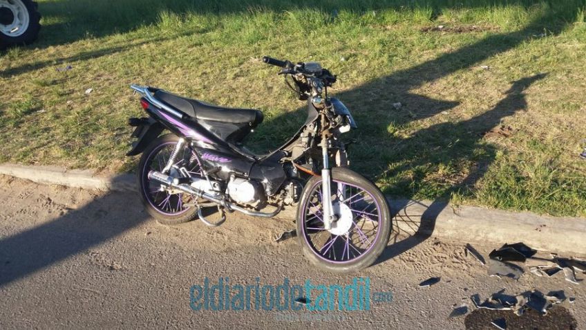 Motociclista grave tras colisionar con un tractor