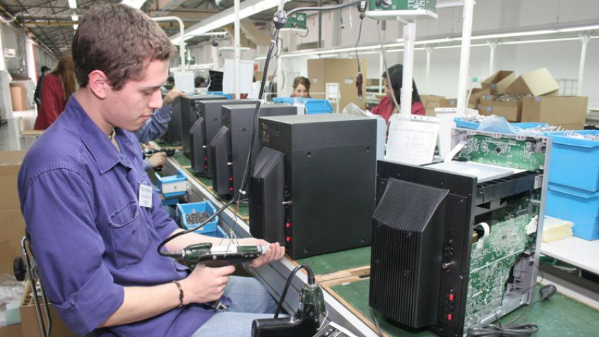 Tierra del Fuego: el Gobierno estableció la baja gradual de impuesto internos a los productos electrónicos