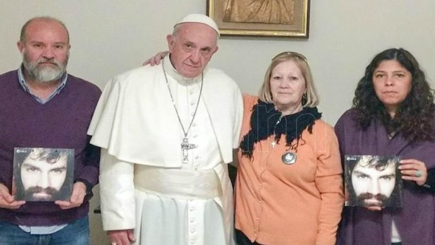 Francisco recibió en el Vaticano a la familia de Santiago Maldonado