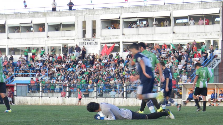 Excursionistas se consagro nuevamente campeón después de 42 años