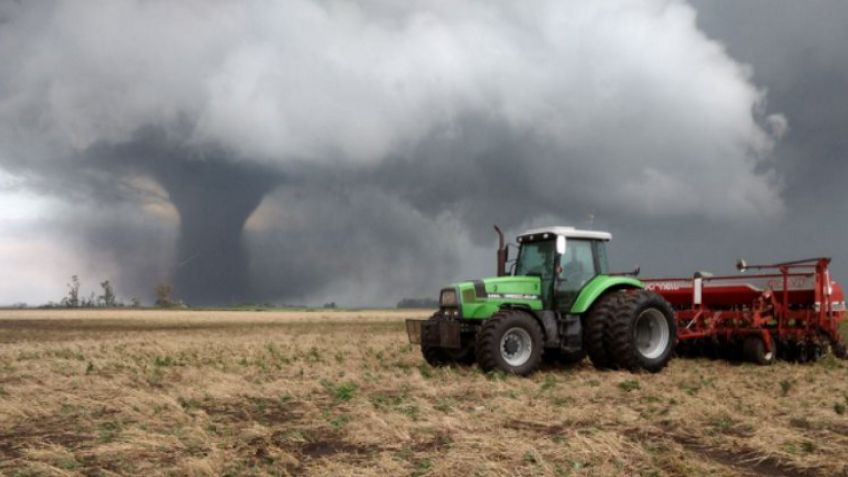 El dramático video del tornado en Fulton