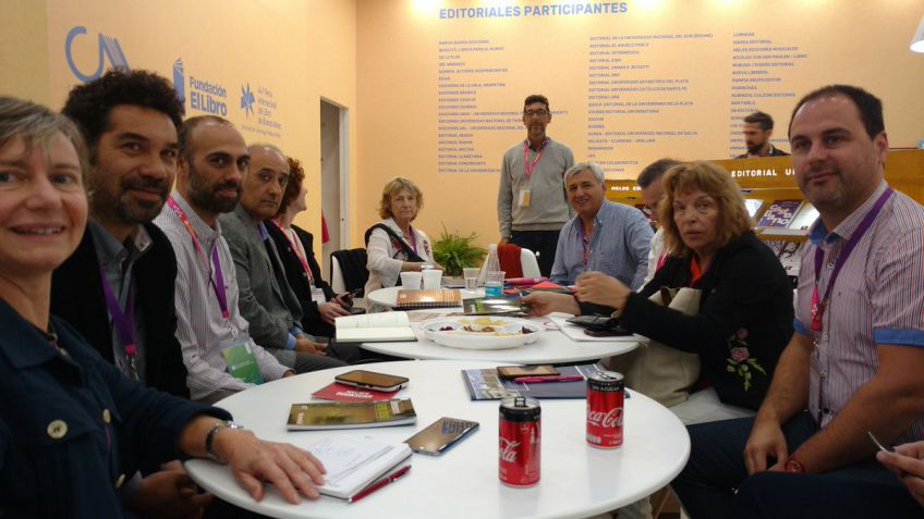 Experiencia positiva de Editorial Unicen en Feria de Guadalajara