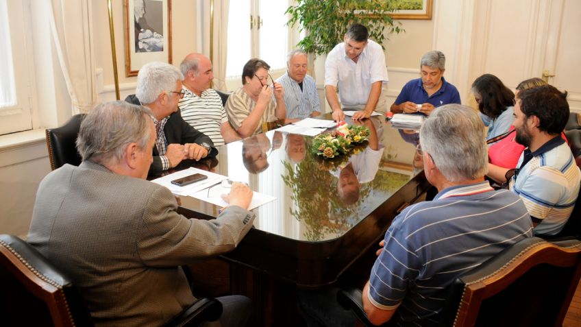 Se entregaron subsidios para los proyectos del presupuesto participativo en Vela y Gardey
