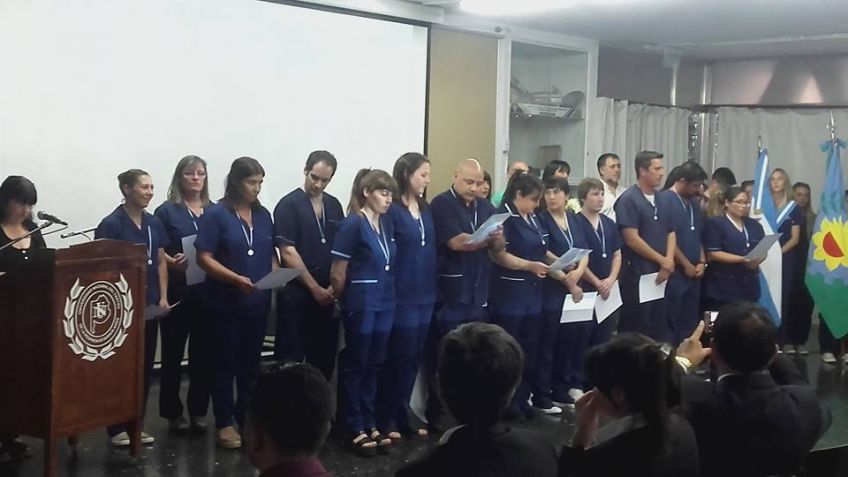 Sexta colación de enfermeros profesionales