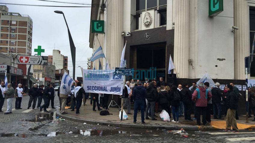 Banco Provincia extiende el paro por 24 horas más