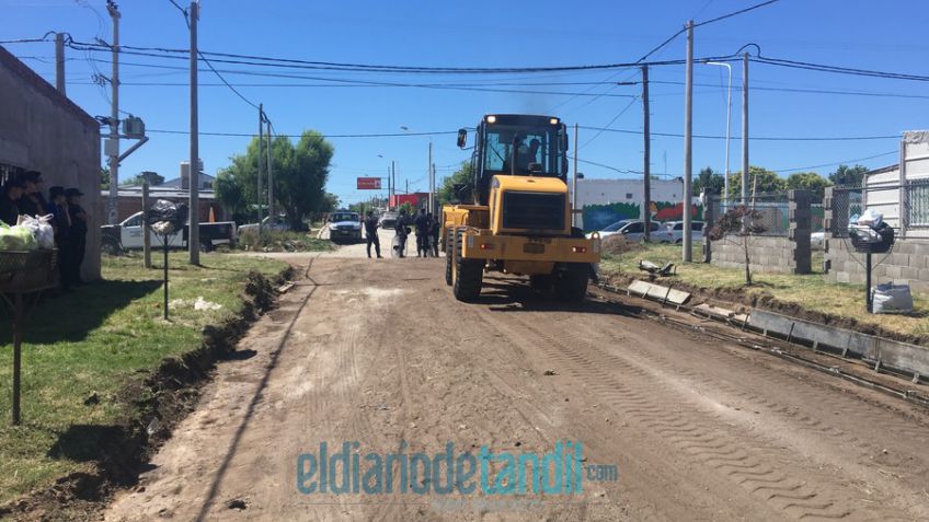 Importante despliegue policial para desalojo de terrenos en La Movediza