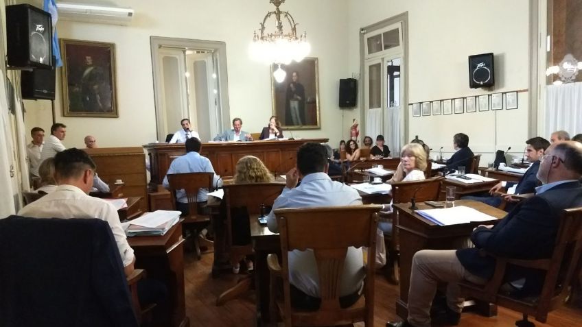 Con los votos mayoritarios del radicalismo, se aprobó el presupuesto 2018