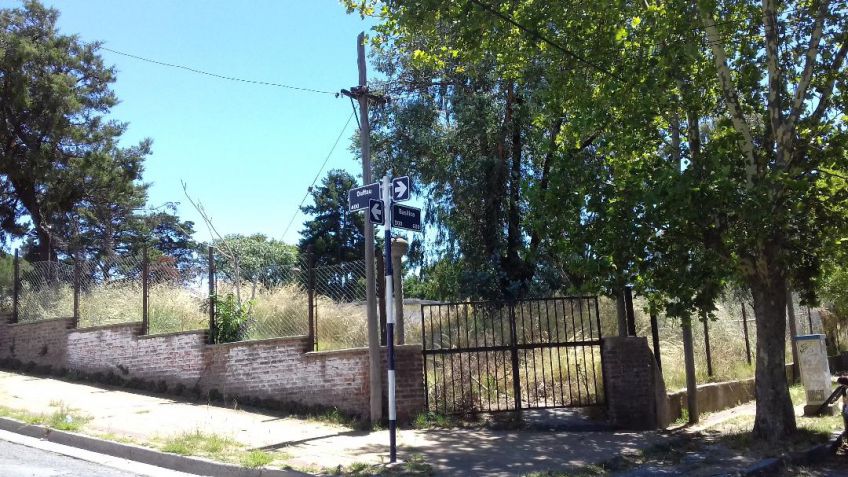D'Alessandro insiste: recorrió el ex policlínico ferroviario 