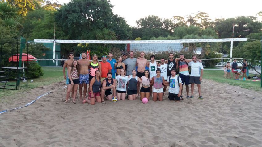 Exitosa realización de torneo de Beach Voley mixto