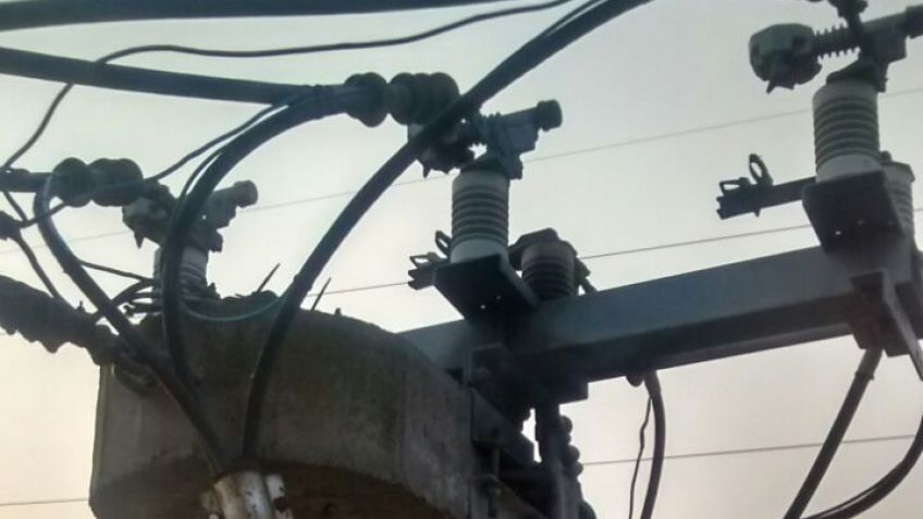 Un corte de energía afectó distintos barrios de la ciudad