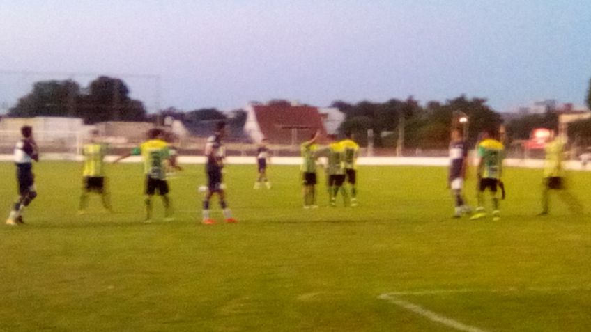 En un partido complicado Gimnasia y Sportivo Piazza no se sacaron ventaja 