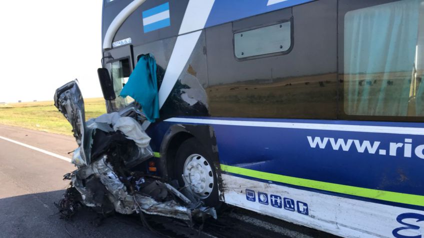 Choque por alcance involucró a un colectivo de Río Paraná