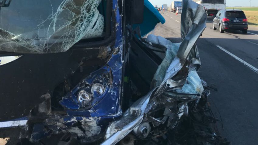 Choque por alcance involucró a un colectivo de Río Paraná