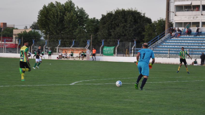 En una fria noche un nuevo empate en el San Martin