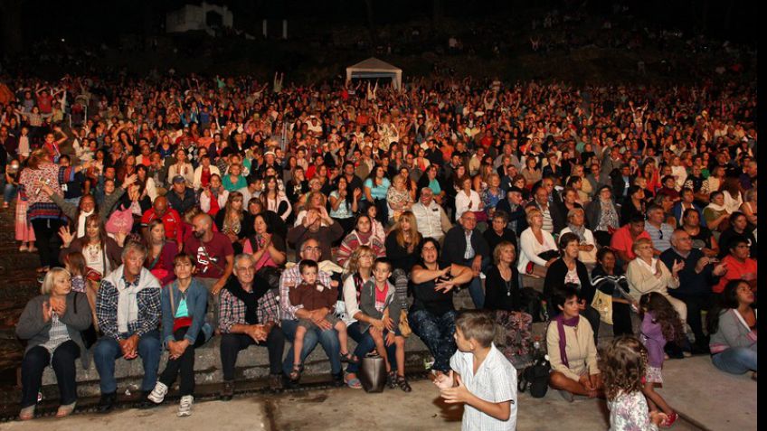 El humor del Gato Peters se hizo presente en Festival de la Sierra