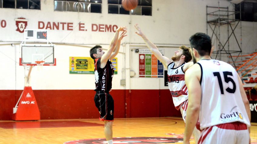 Independiente con todo listo para recibir al puntero Atenas de La Plata