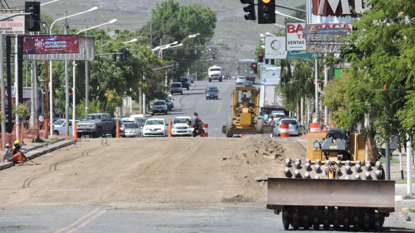 Avanzan los trabajos de repavimentación en Buzón