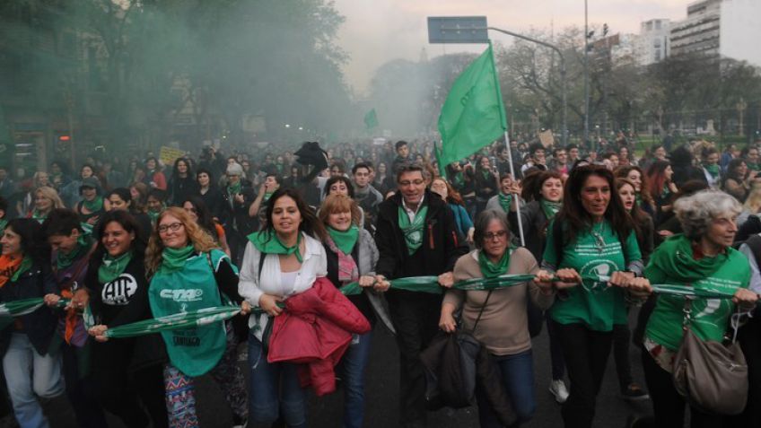 Diputadas pedirán sesión especial para tratar proyecto de aborto legal el 8 de marzo
