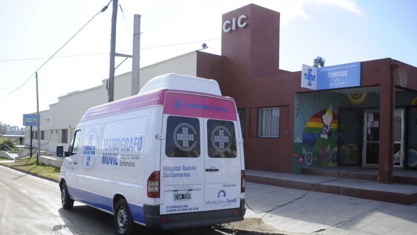 Salud aclaró que "continúa avalando el estudio mamográfico" pese a suspender el servicio móvil