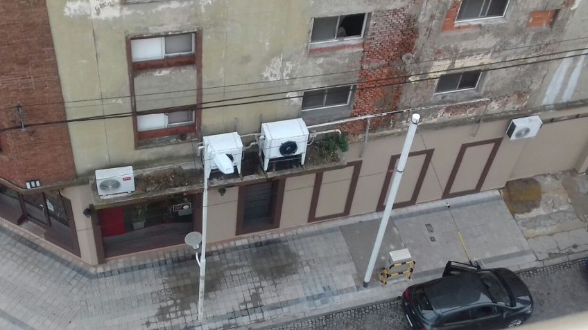 Vecinos de El Reencuentro aseguran que no pueden dormir por el ruido de uno de sus extractores