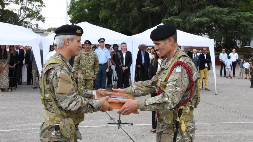 Relevo del Comandante de la Ira Brigada Blindada