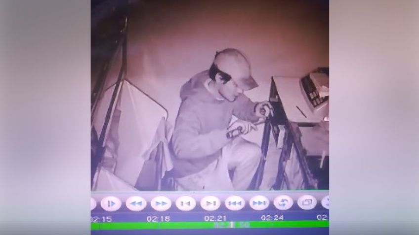 Robó una panadería y quedó filmado por las cámaras