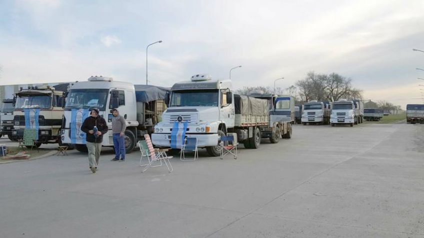 Transportistas de granos denunciarán a los dadores de carga en Defensa de la Competencia