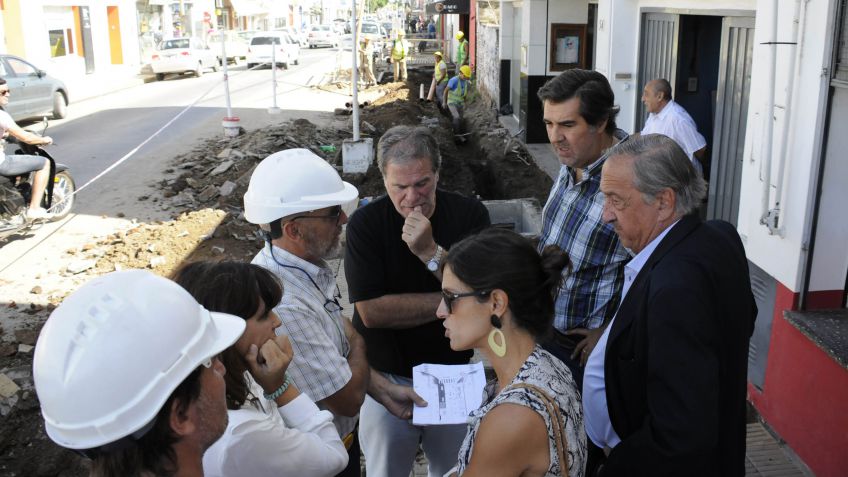 El intendente y el presidente de la cámara empresaria recorrieron las obras de calle Quintana