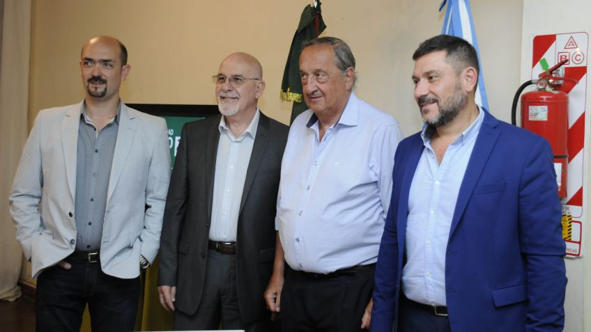 El intendente participó de la apertura de la nueva sede de la Universidad Siglo 21