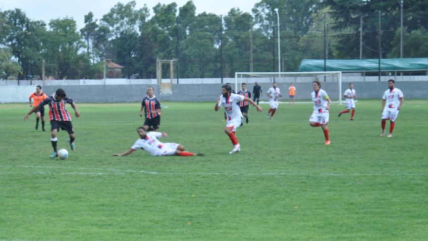 en el inicio de torneo Ferro logro un triunfo de local sobre Defensores de Ayacucho por 2 a 1