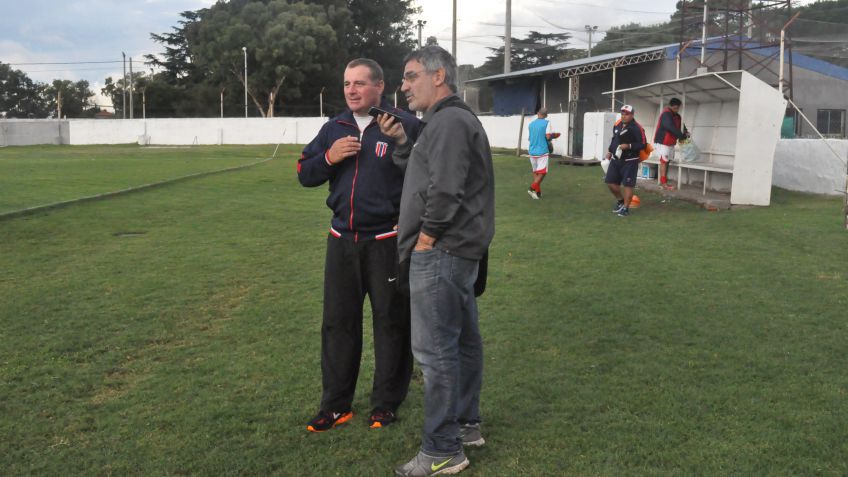 en el inicio de torneo Ferro logro un triunfo de local sobre Defensores de Ayacucho por 2 a 1
