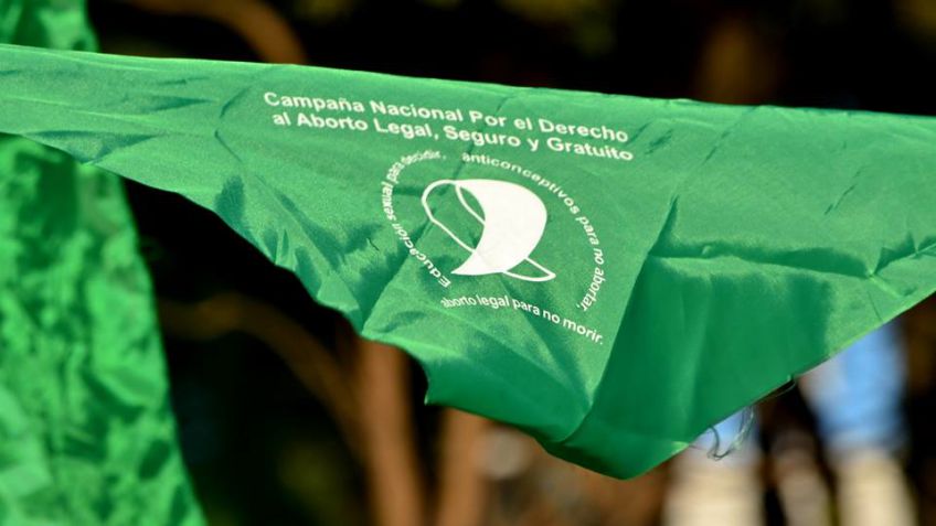 Convocan a pañuelazo por la despenalización del aborto
