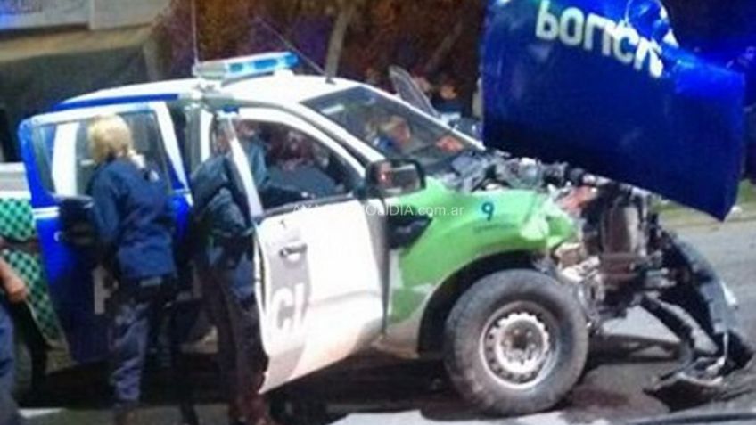 Dos efectivos heridos tras colisión entre dos patrulleros
