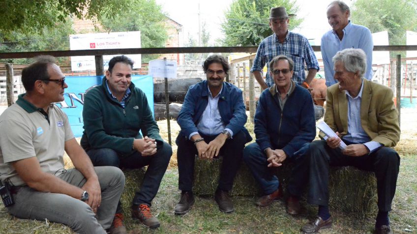 El Ministro Sarquís pasó por Expotan