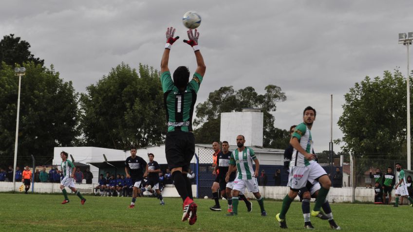 Vibrante partido en cancha de Gimnasia donde el local cayo por 3 a 2 con Excursionistas