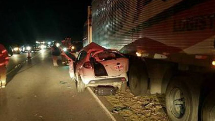 Buscan dar con un tercer vehículo involucrado en el fatal accidente de la 226