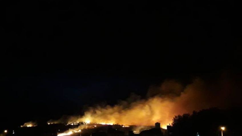Gran incendio en las inmediaciones de la Cantera Cattoni