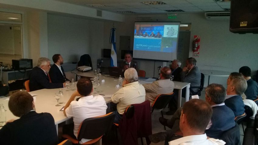 Lunghi participó de un encuentro de intendentes para potenciar el Puerto Quequén 