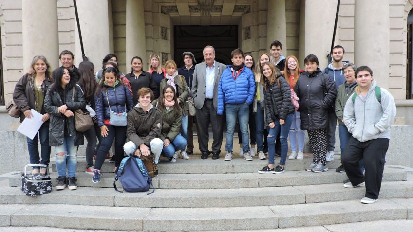 Los jóvenes que participaron del concurso Mercosur en la Escuela viajaron a Montevideo y Mar del Plata