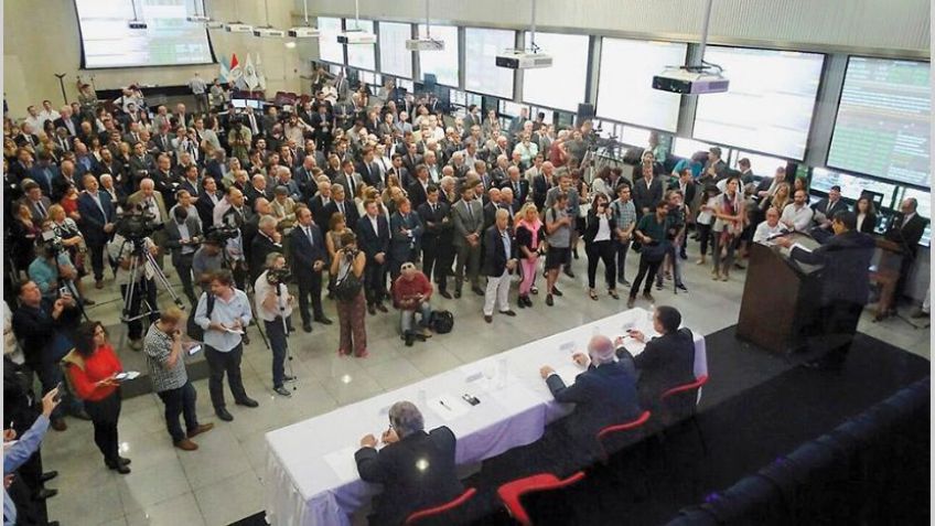 Se remató a más de 15 mil pesos el primer lote de soja que llegó a la BCR