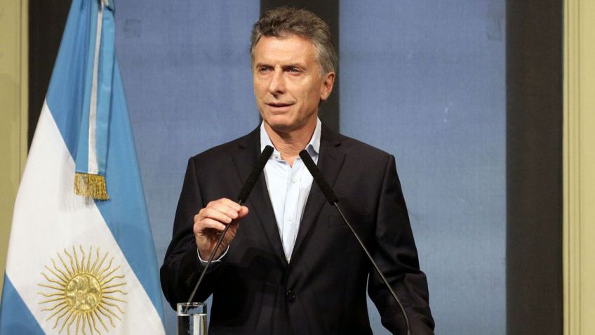 Macri anunció que inició conversaciones con el FMI para obtener una línea de crédito