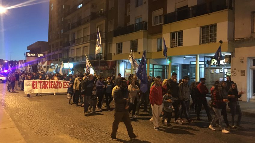 En Tandil se volvió a marchar contra los tarifazos