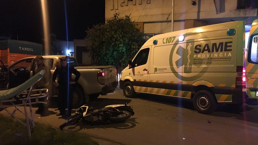 Motociclista herido tras colisionar con una camioneta