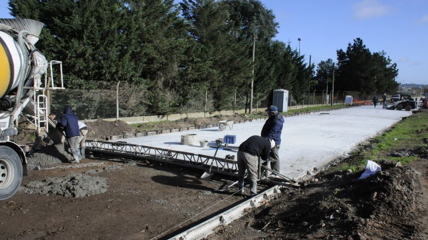 Se avanza con nuevas obras de pavimentación en diferentes zonas de la ciudad