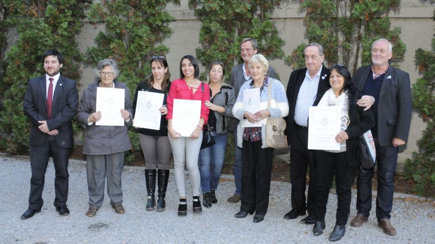 Se entregaron más de 400 escrituras de viviendas de diferentes barrios