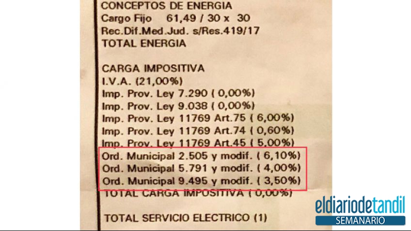 Yo no le canto a la luna, porque alumbra y nada más...