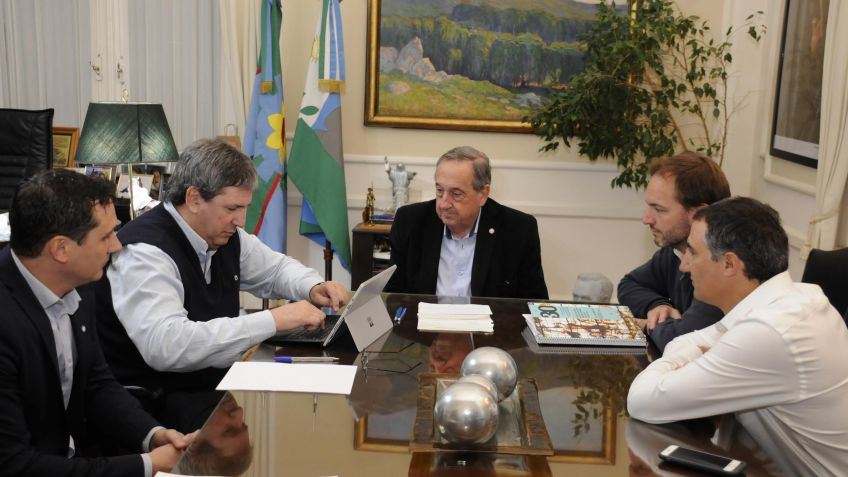 El Ministro de Infraestructura llegó a Tandil y Lunghi pidió más obras