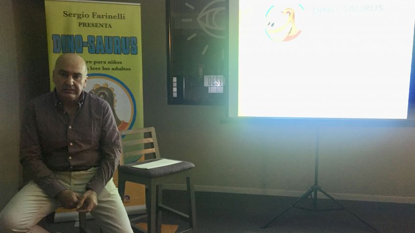 Sergio Farinelli presentó "Dino-saurus"