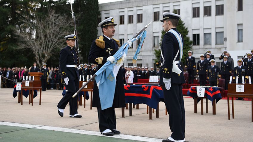 Tandilense fue nombrado abanderado de la Escuela Naval Militar