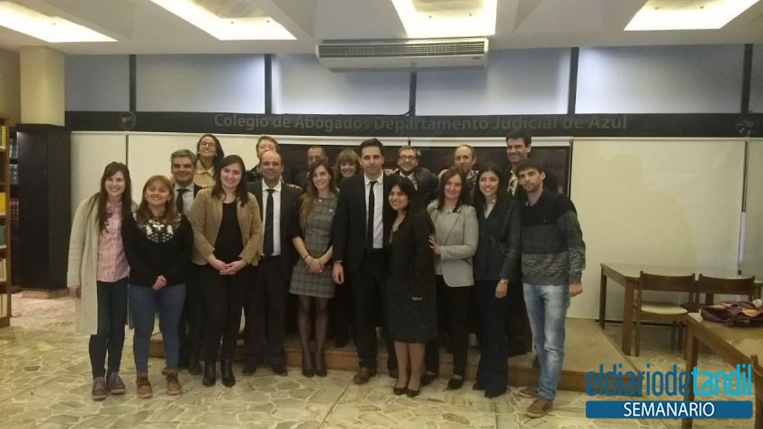 Colegio de abogados con nuevo presidente, algunos contentos y otros...
